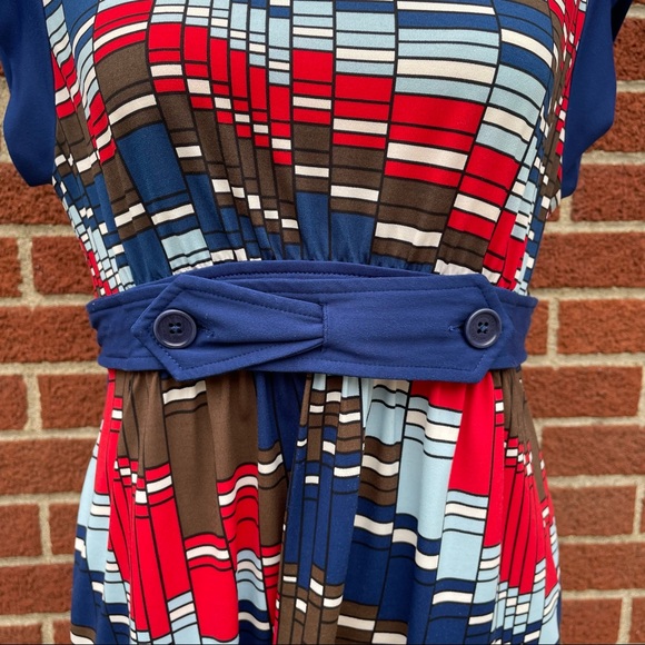 BCBGMaxAzia  70s Retro Dress In Poppy Multi Size Small Red Blue - Picture 10 of 11
